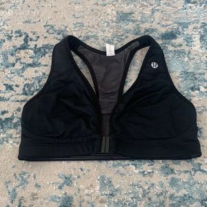 Clip in front lululemon sports bra